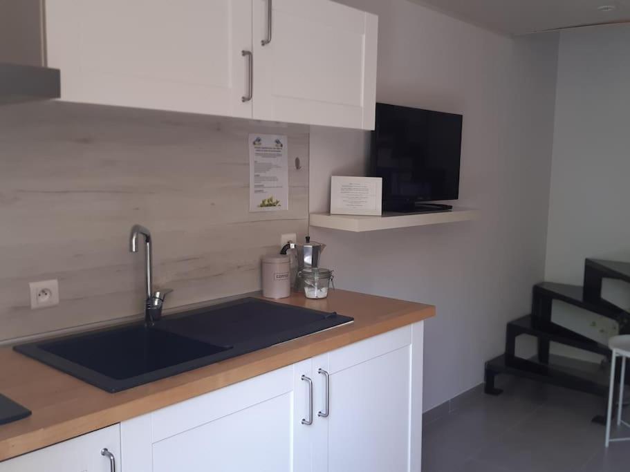 Duplex De 24m2 Classe 2 Etoiles A 2km D'aubenas * Aubenas
