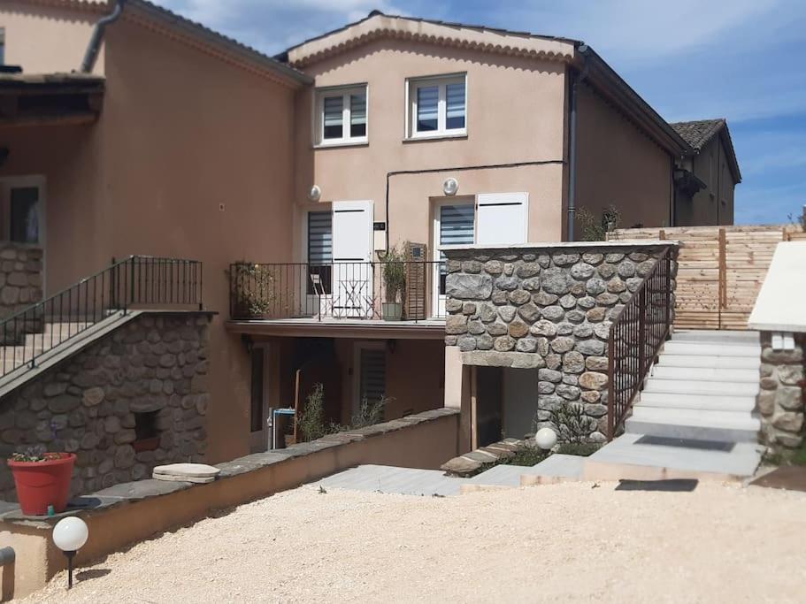 Apartment Duplex De 24m2 Classe 2 Etoiles A 2km D'aubenas
