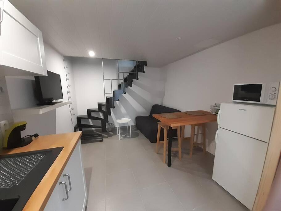Duplex De 24m2 Classe 2 Etoiles A 2km D'aubenas *